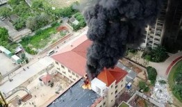 玉林最新火灾爆料信息,多栋建筑被毁，救援行动紧张进行中